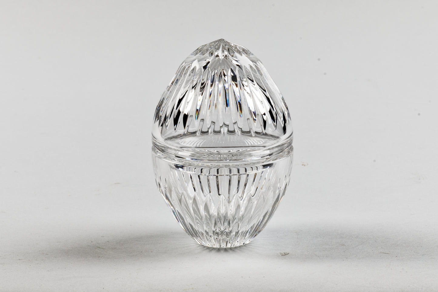 BONBONNIERE OEUF LINES H 14 CM