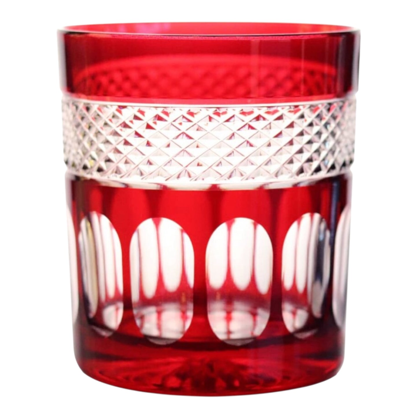 Verre de oel en cristal de couleurs rouge