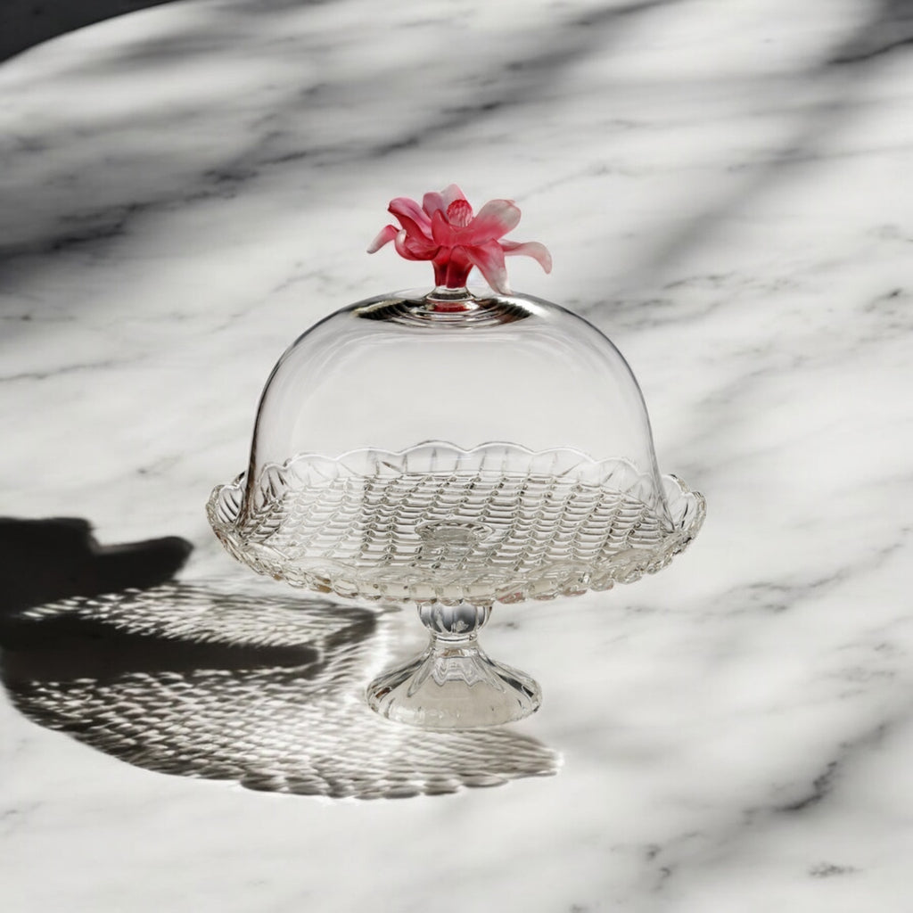 Cloche a tarte sur pied carreaux large bouton  pâte de verre studio