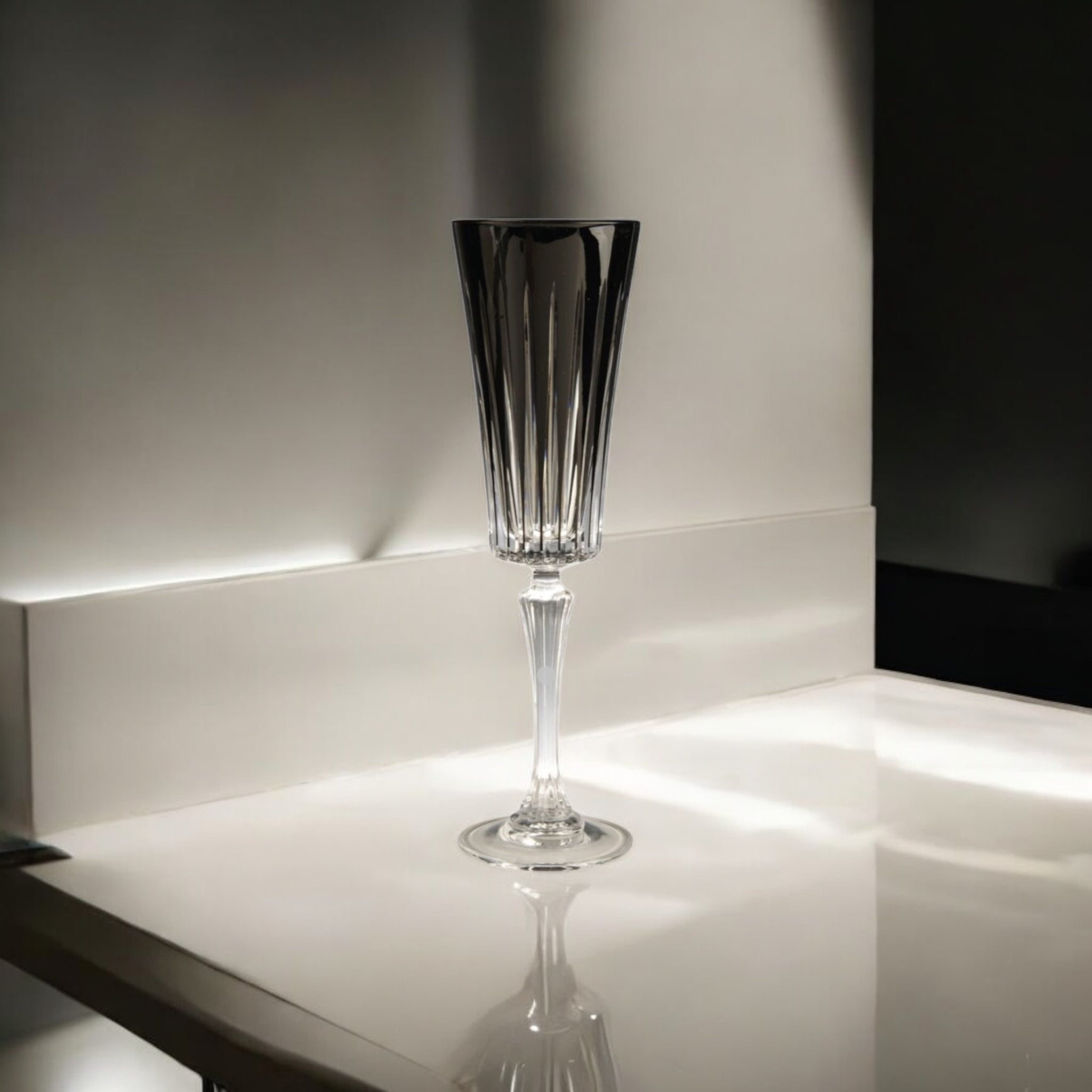 verre à champagne noire timeless n°7 studio