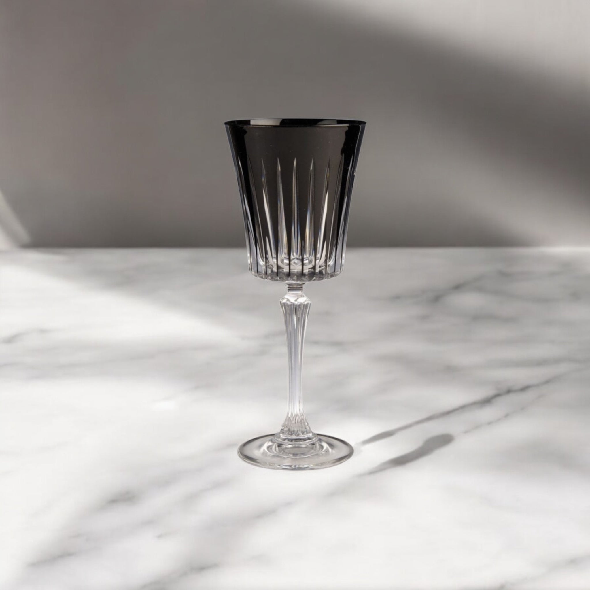 Verre à vin rouge timeless noire n°2 studiio
